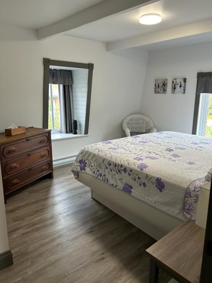 Petite Plaisance Appartements La Malbaie Exterior photo
